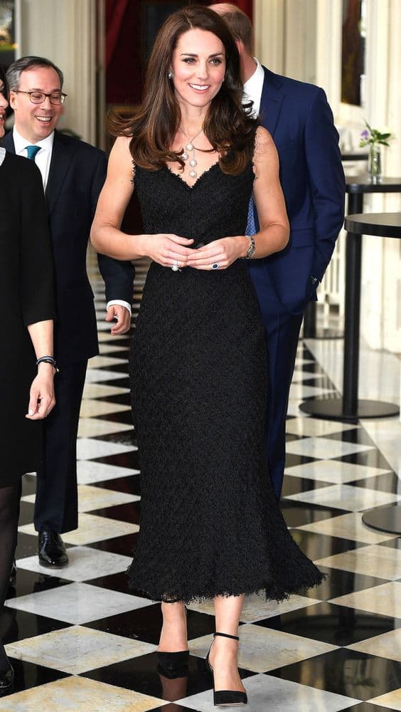 En İyi 5 Kate Middleton Kıyafeti