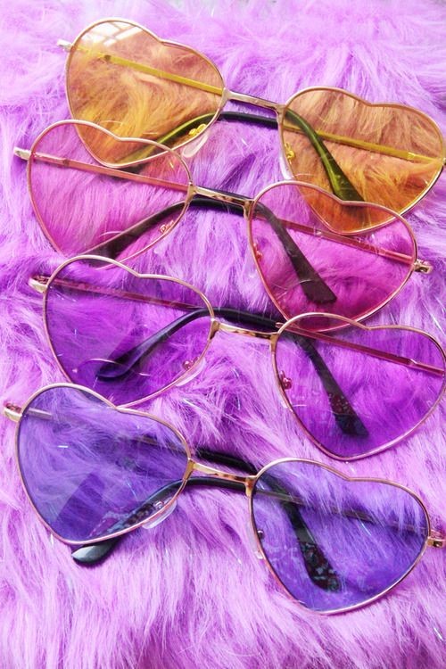Yaz Modası “Renkli Güneş Gözlükleri” Önerileri
